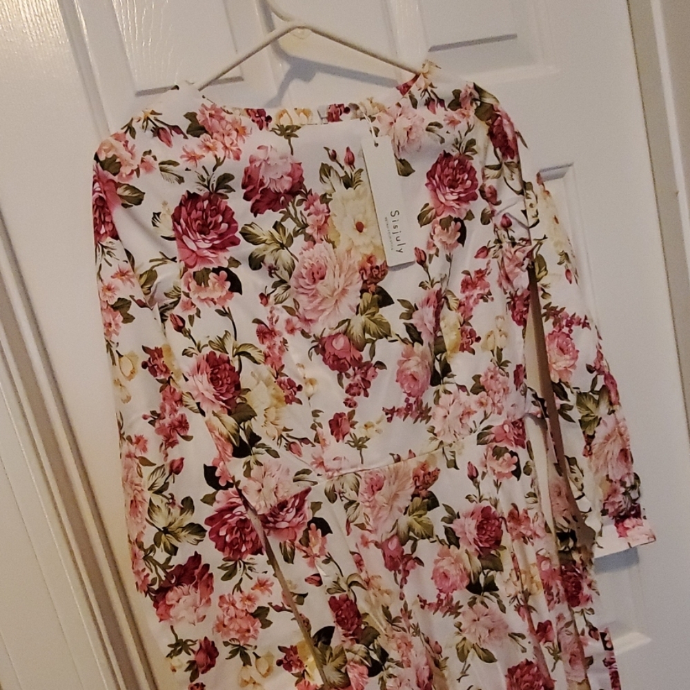 NWT Floral Dress - Picture 8 of 10